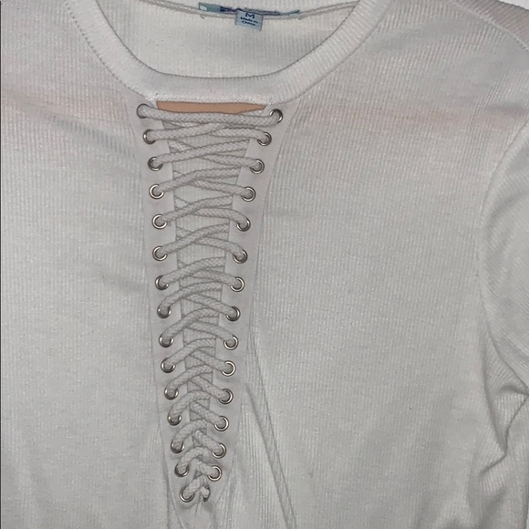 Lace up T-shirt - Picture 2 of 2